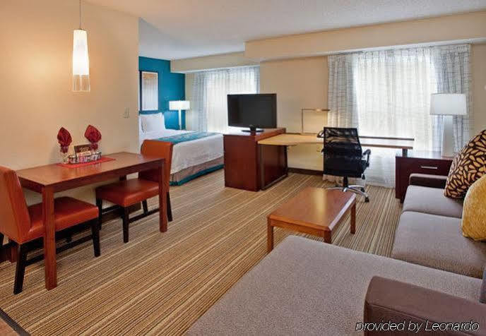 Residence Inn Houston Sugar Land/סטאפורד מראה חיצוני תמונה